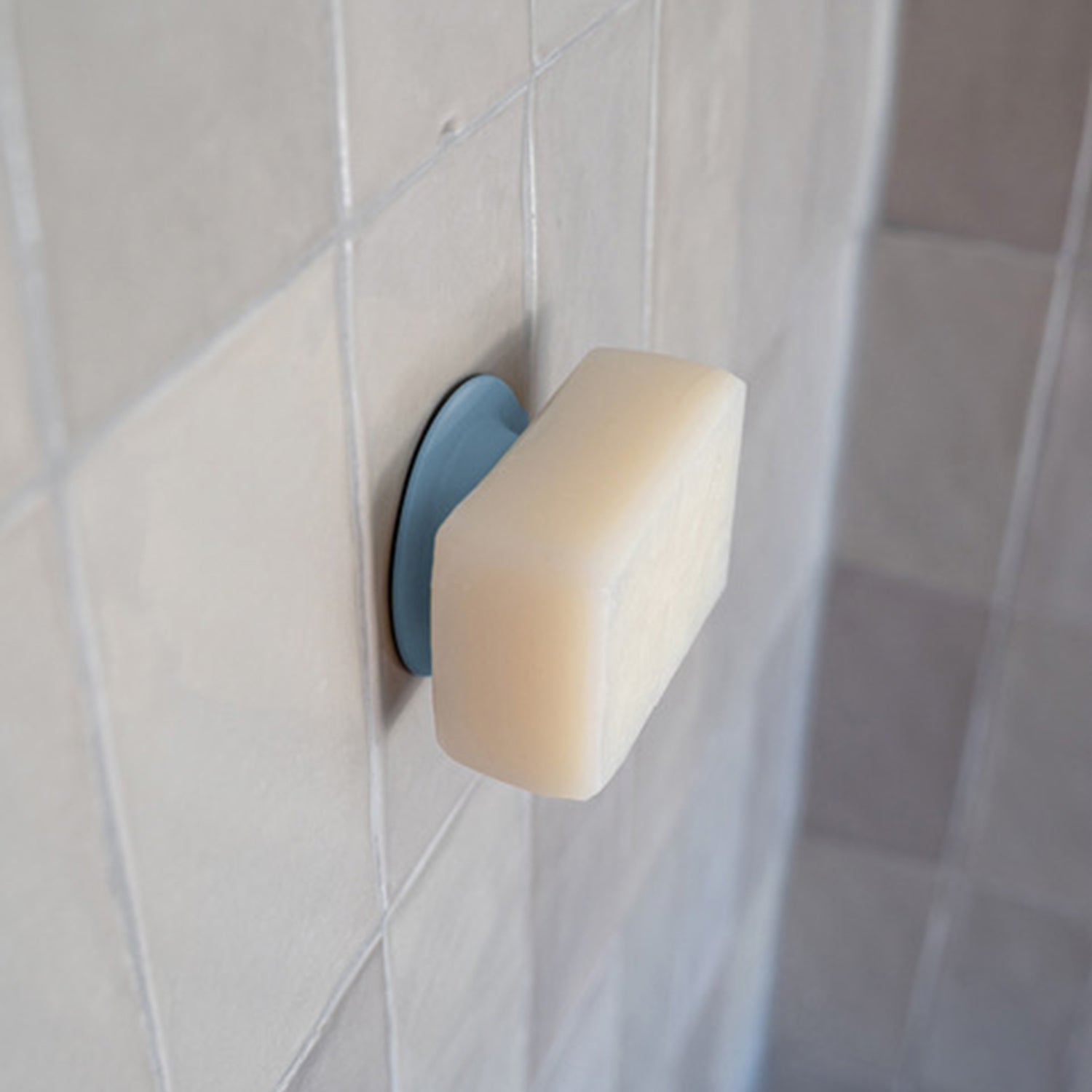 Soapi Magnetseifenhalter zum Kleben – blau