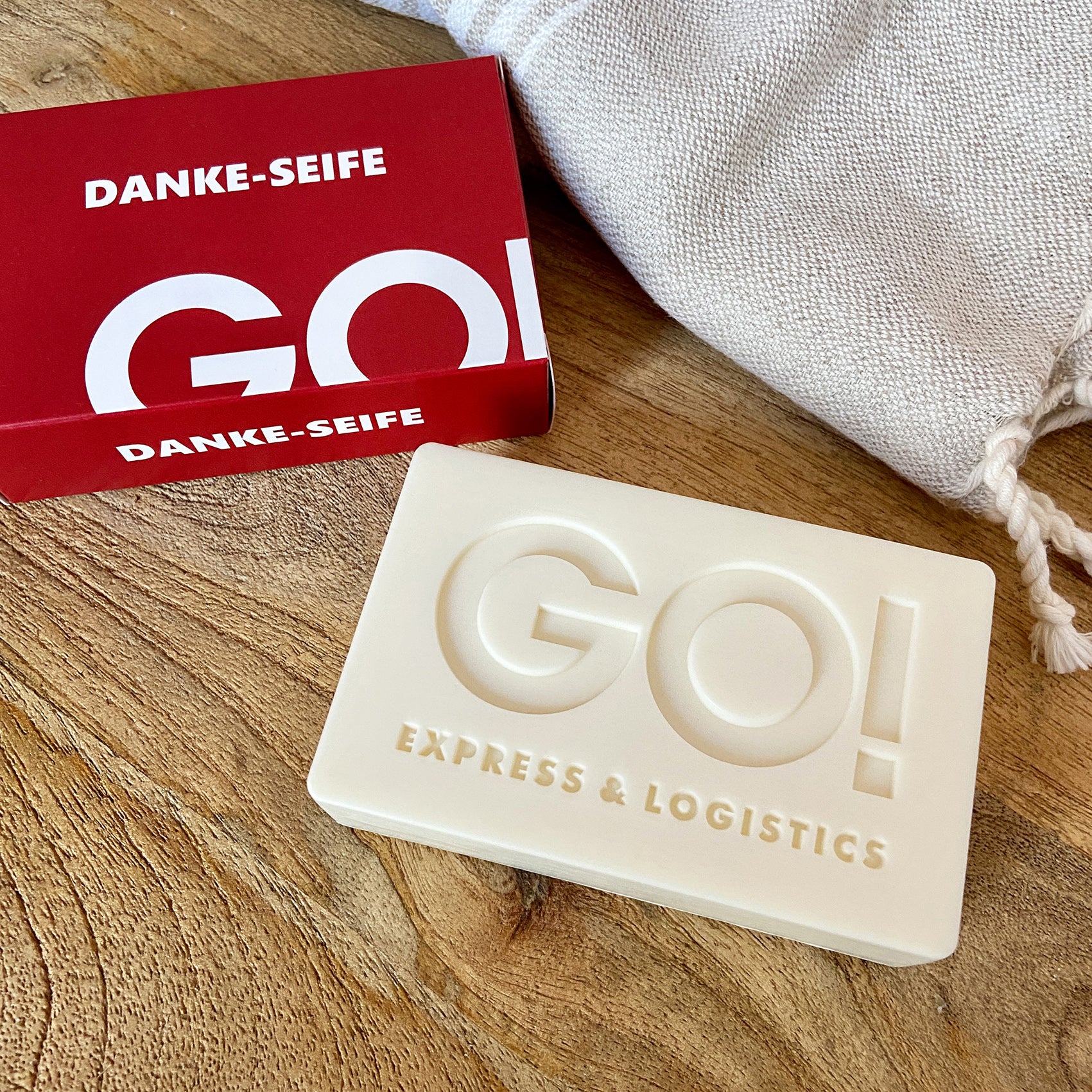 Werbeartikel Weihnachten für Kunden Go, rechteckige Seife mit Logo